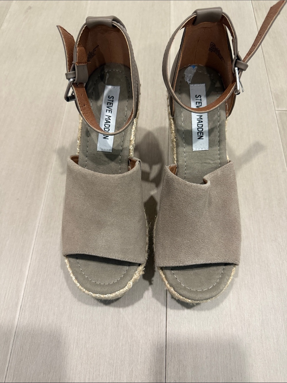 Steve Madden Taupe Suede Espadrille Wedges with Ankle Strap - Size 7.5 Like New